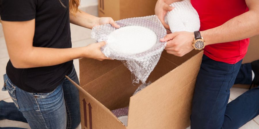 Bubble wrap redesigned to create pop-less packaging material