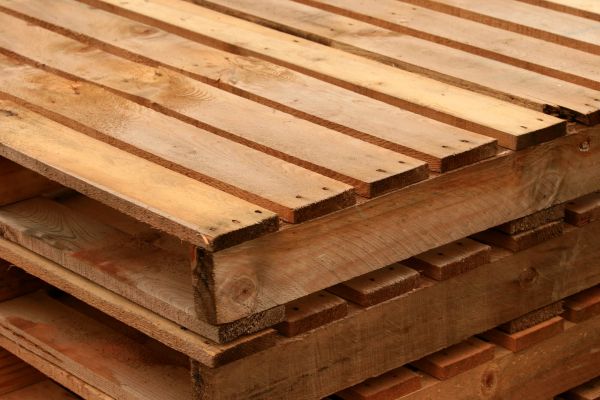 How To Prepare a Pallet for Shipping: 12 Mistakes to Avoid